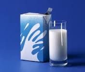 Leite materno, leite de vaca e leite artificial conheça bem